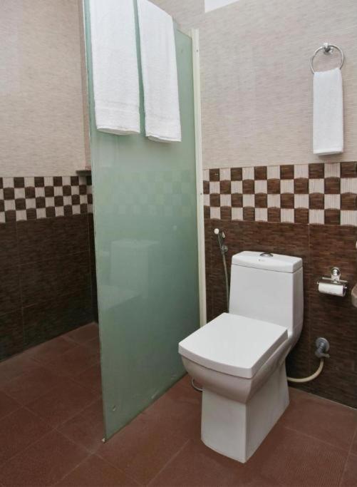 Airport Residency Hotell Devanahalli Exteriör bild